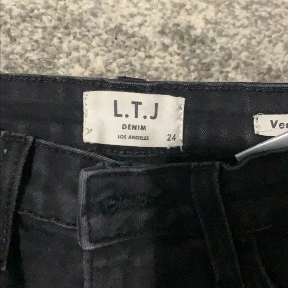 Jeans - Picture 3 of 3